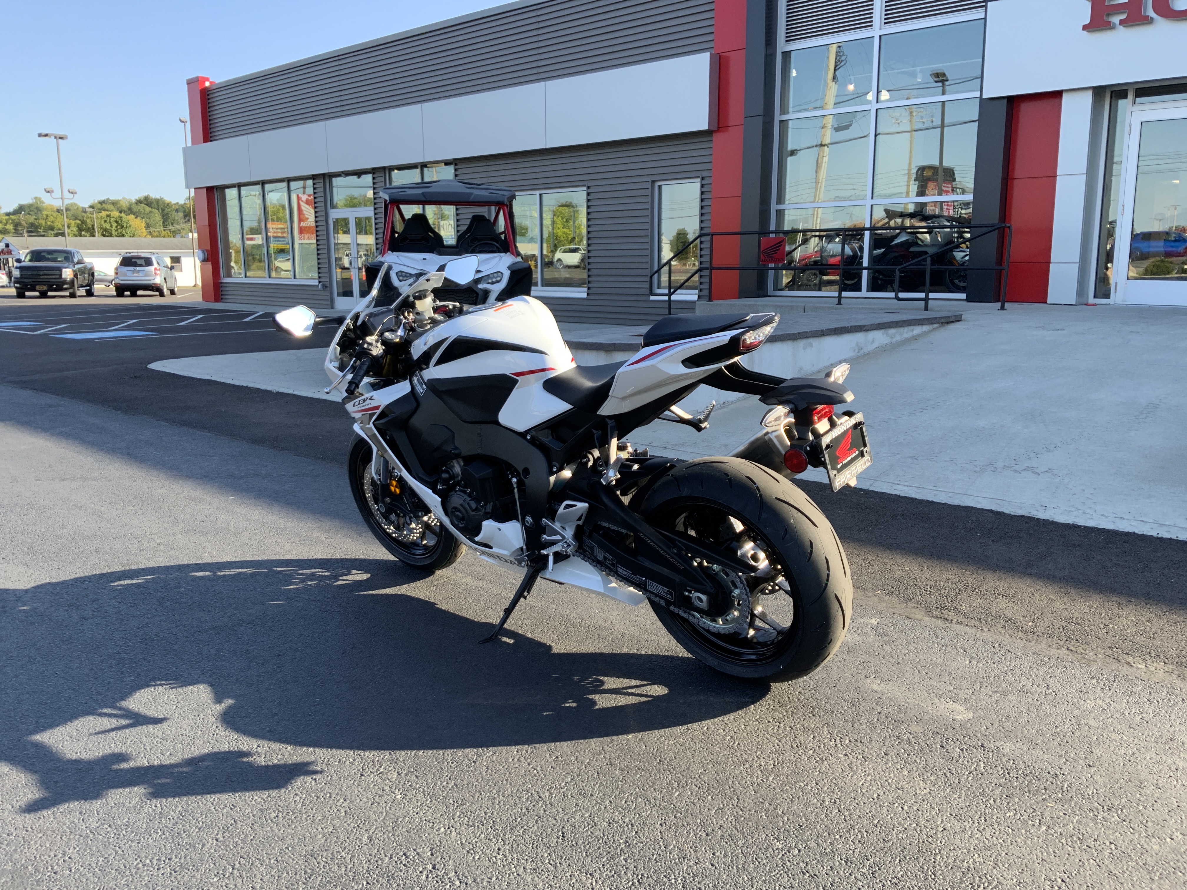 2026 Honda CBR1000RR - Photo 7